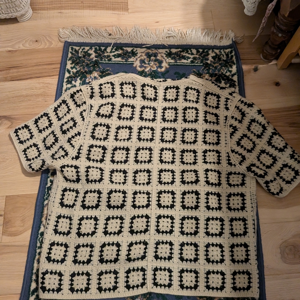 Sumwon Granny Square Black And Tan Cardigan/Button Down Shirt M - Picture 9 of 9